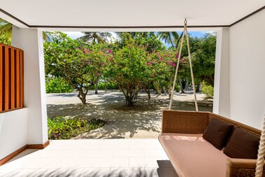 SHERATON-MALDIVES-FULL- MOON- RESORT- & -Spa-AIR-TOUR-TRAVEL-6